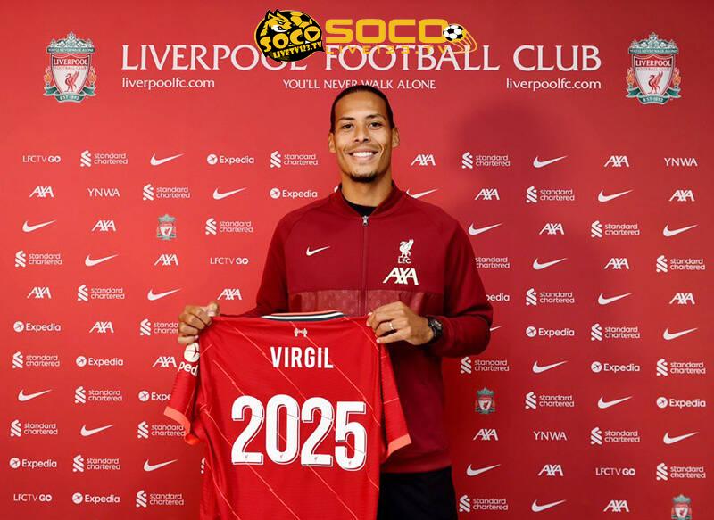 Virgil Van Dijk đến Liverpool 